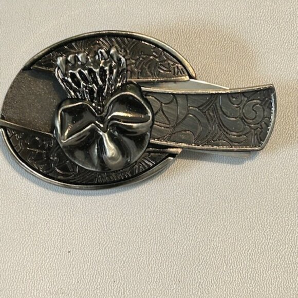 Belt Buckle Skull with hidden knife - Picture 3 of 5